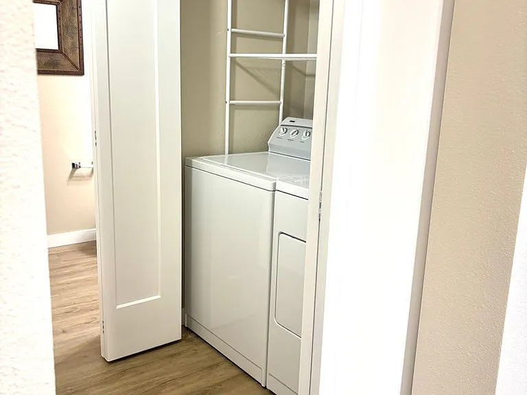 de Tolosa Ranch Apartments — Photo 76