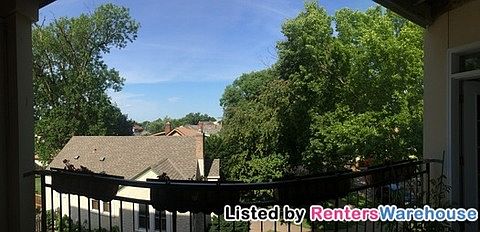 4th image of 605 Snelling Ave S Unit 205