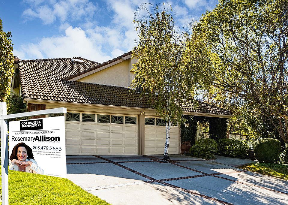 1st image of 2676 Country Ln