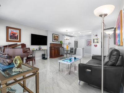 3333 NE 34th Street #806, Fort Lauderdale, FL, 33308