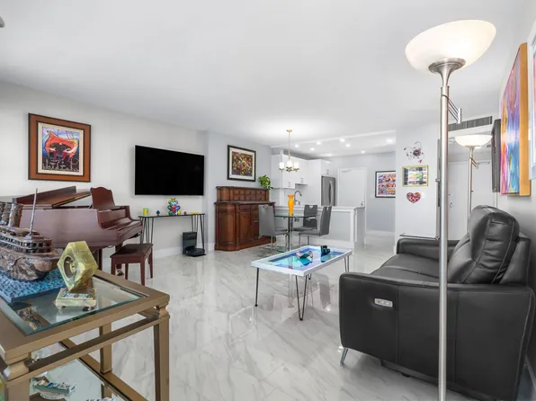 3333 NE 34th Street #806, Fort Lauderdale, FL 33308