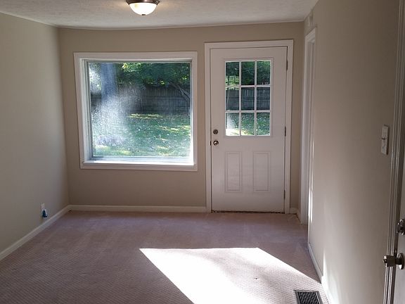 media/informal living room 