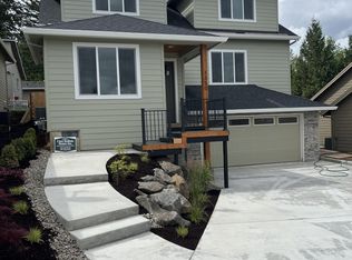 1350 SW 23rd Ter, Gresham, OR 97080