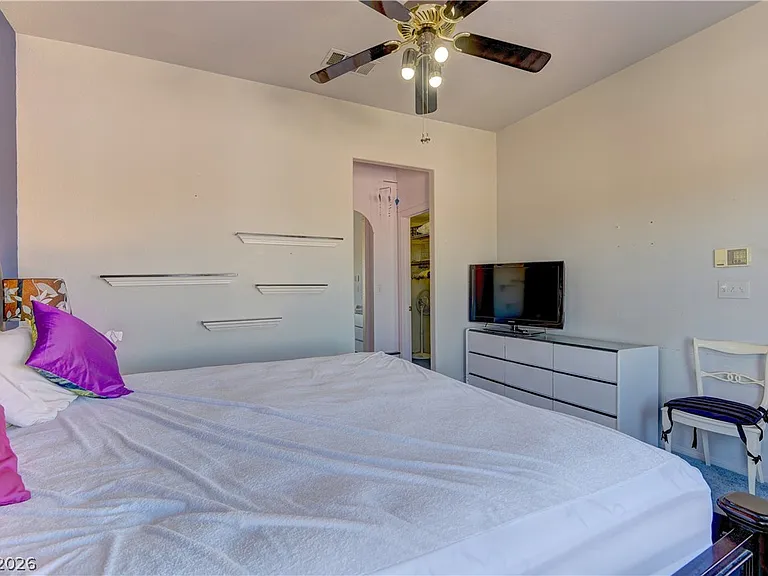 362 Promontory Dr — Photo 16
