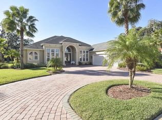 858 Ashton Oaks Cir, Lakeland, FL 33813