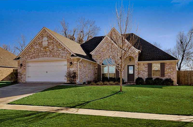 1st image of 3701 W Providence Dr