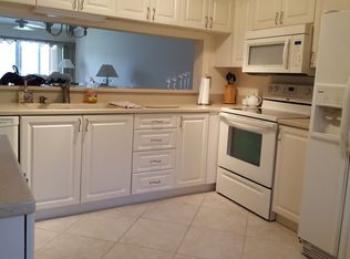 5784 Deauville Cir APT B107, Naples, FL 34112
