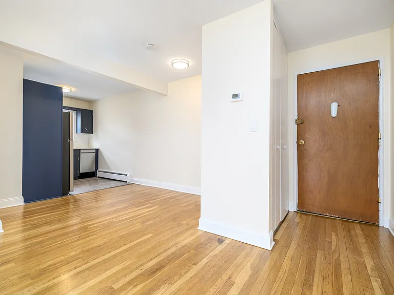 470 Glenbrook Rd #2I — Photo 15
