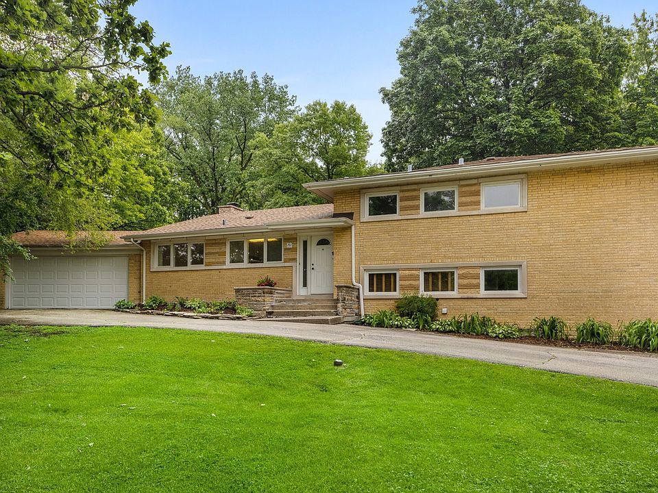 1st image of 12313 S Forest Glen Blvd