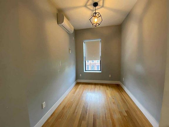 4th image of 118 Marcus Garvey Blvd Floor 3