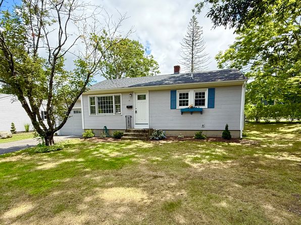 16 Joyce Ann Dr