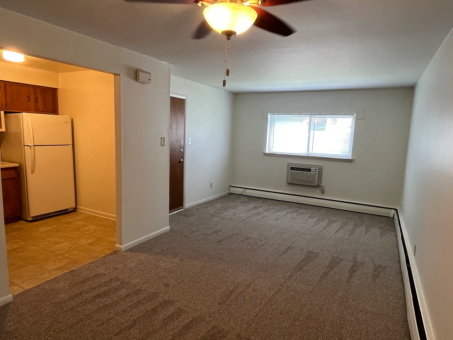 2 bed, 770 sqft, $1,725 — Photo 3