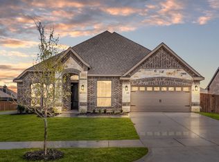 458 Washington Ave, Waxahachie, TX 75165