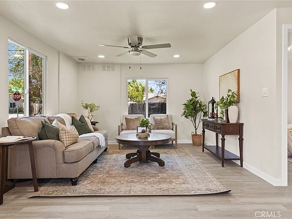 5th image of 9505 Dayton West Rd