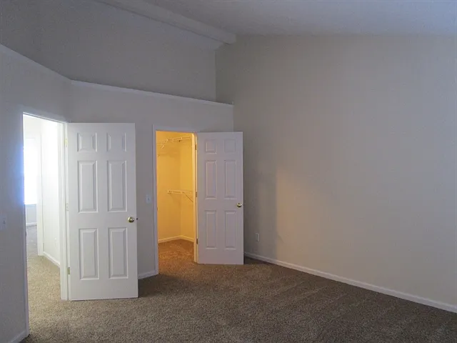 5964 Keensburg Dr — Photo 13