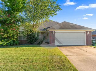 1655 Duke St, Conway, AR 72032
