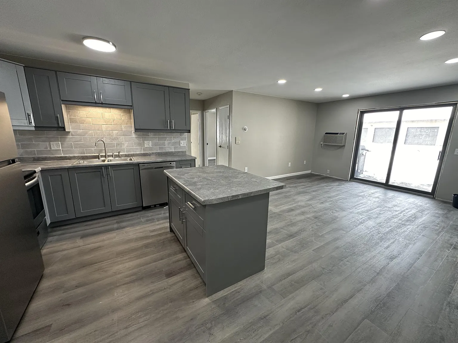 310 McKinley Street — Photo 4