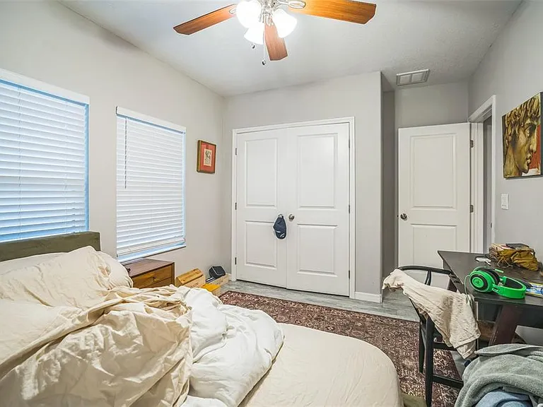 3610 N Tampa St — Photo 21