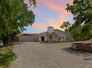 2900 Ossenfort Rd, Glencoe, MO 63038