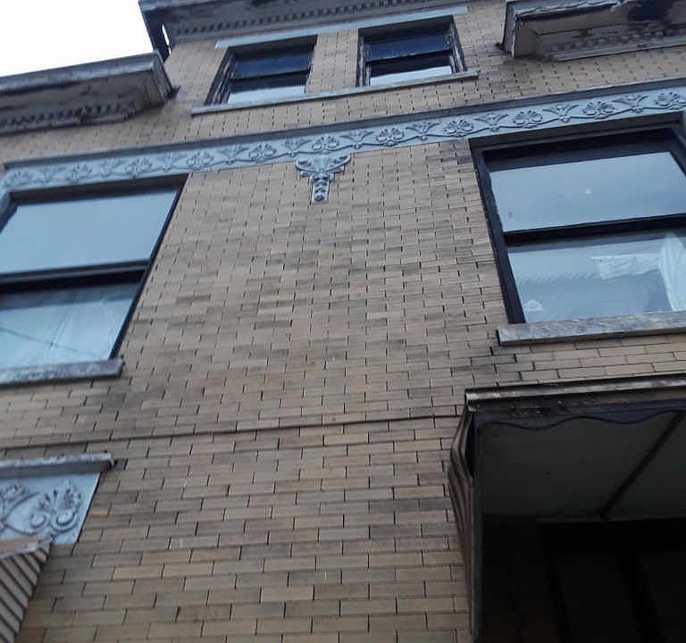 2nd image of 2802 W Chestnut St