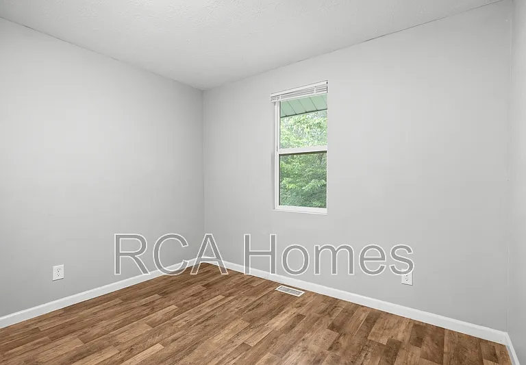 834 W 26th St #834 — Photo 8