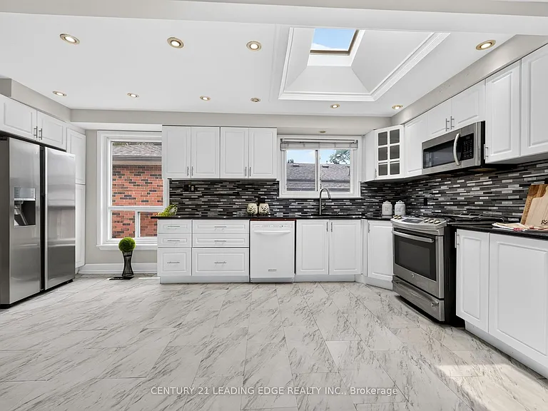 4012 Ellesmere Rd — Photo 8