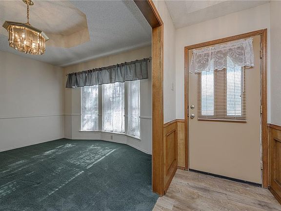 5th image of 2200 Parkside Dr