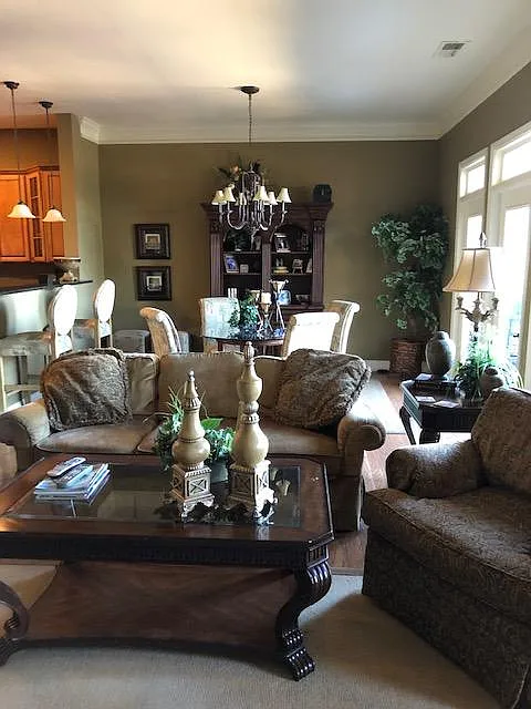 319 Blue Water Way