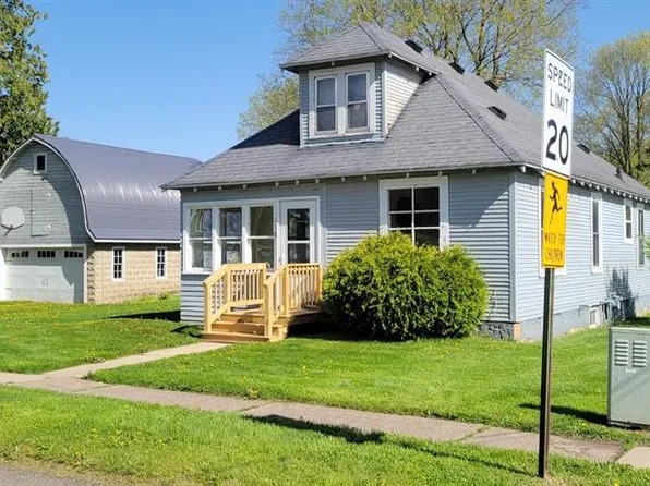 218 E Clark Street, Alma Center, WI 54611