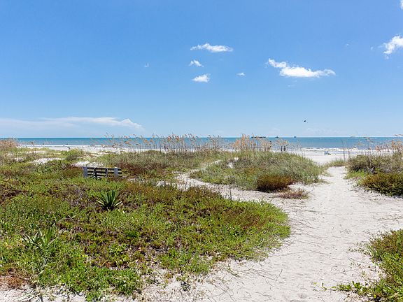 3rd image of 628 Beach Park Ln #267