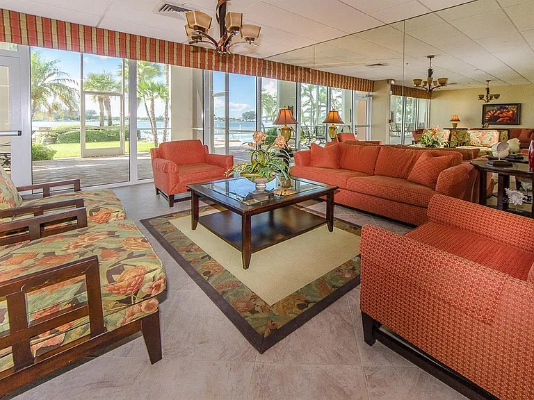 675 S Gulfview Blvd #902 — Photo 37