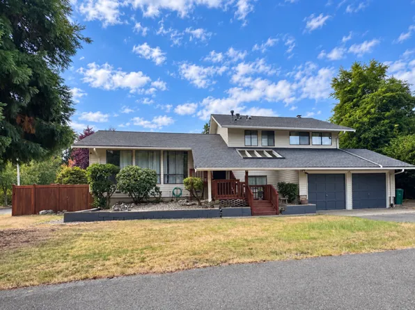 13030 NE 108th St, Kirkland, WA 98033