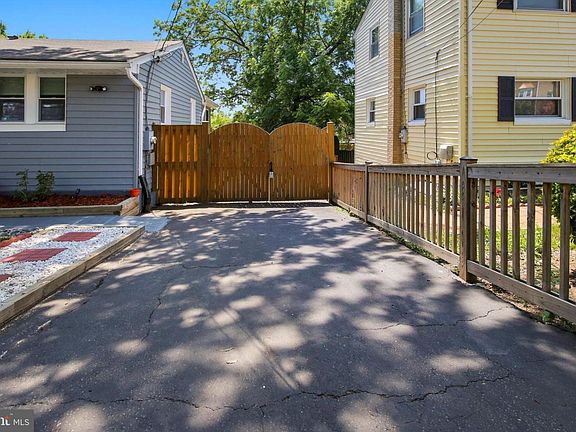 2nd image of 3504 22nd St S