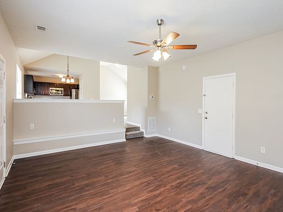 5th image of 3527 McIntosh Ln