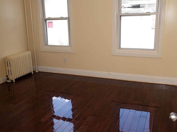 5th image of 2136 Strang Ave #Fl2