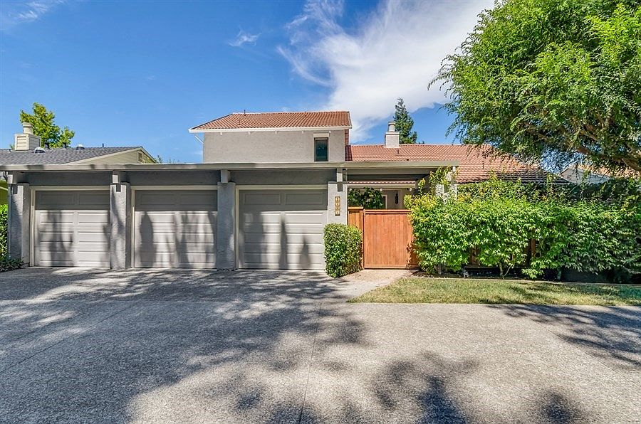 1st image of 1727 Spyglass Ln