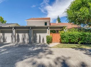 1727 Spyglass Ln, Moraga, CA 94556