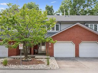 89 Woolwich St #10, Waterloo, ON N2K 1S5