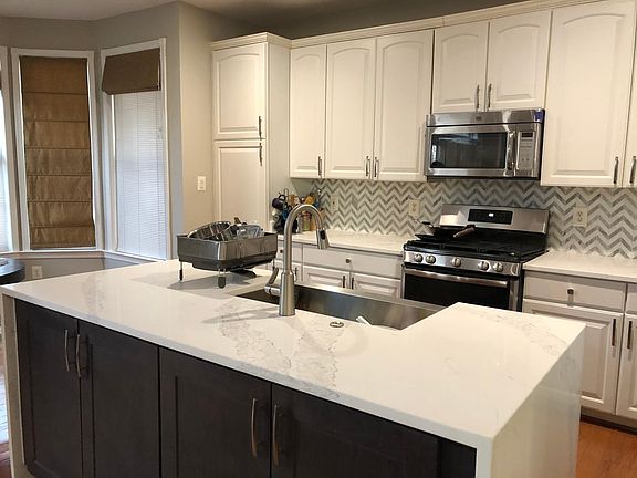 Kitchen - highly upgraded kitchen with new GE appliances.