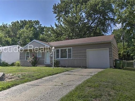 2nd image of 9208 Vaughn Ave