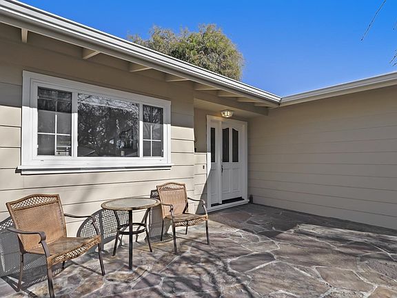 4th image of 2130 Bello Ave