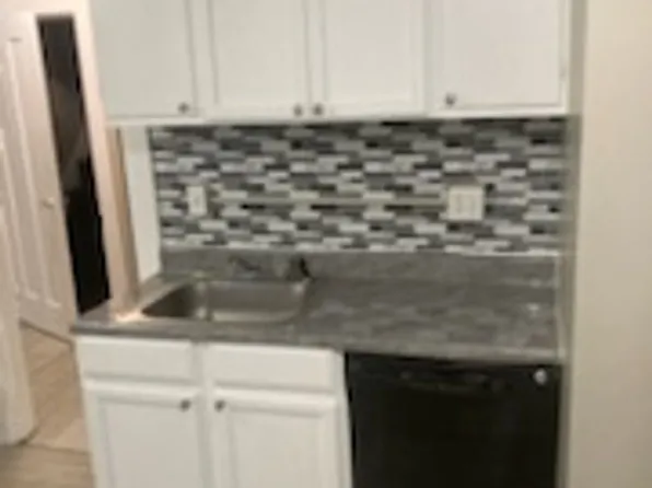 67-69 Upton Pl, Rochester, NY 14612