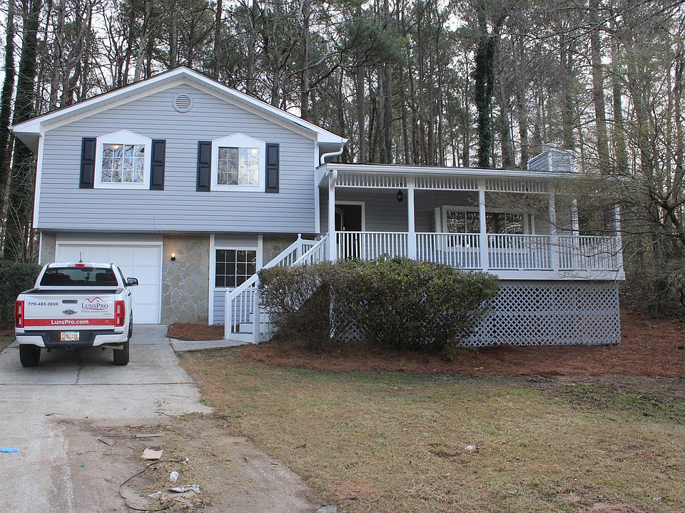 1st image of 2731 Broxton Mill Ct