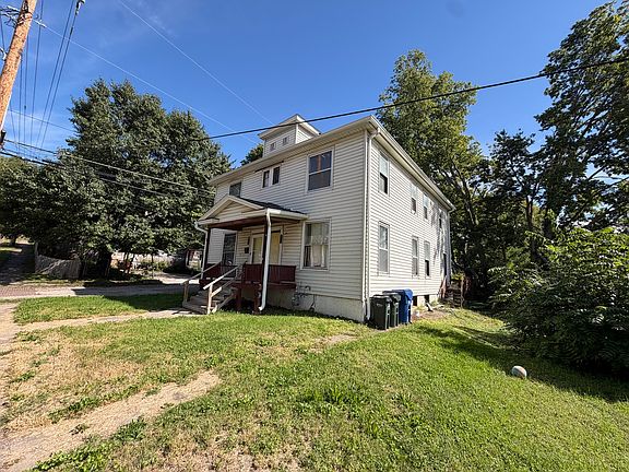 3rd image of 511 Brown St