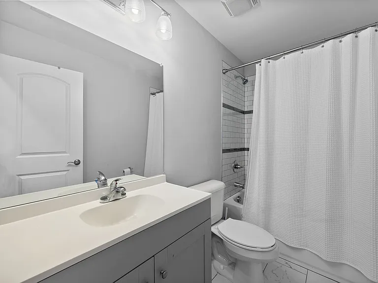 607 Dowd St — Photo 20