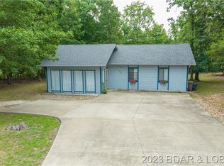 648 Cherokee Rd, Lake Ozark, MO 65049
