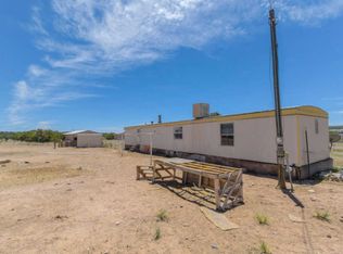 4 Lois Ct, Edgewood, NM 87015
