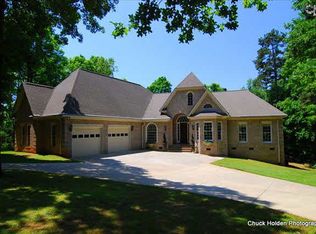 433 Harborview Dr, Prosperity, SC 29127