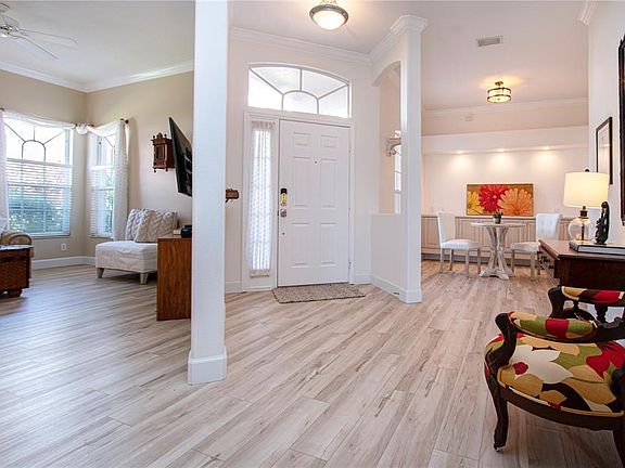 5th image of 9448 FOREST HILLS CIRCLE