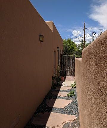 4th image of 826 Calle Torreador #A